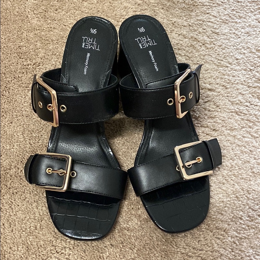 Time and Tru Black Women's Sandals